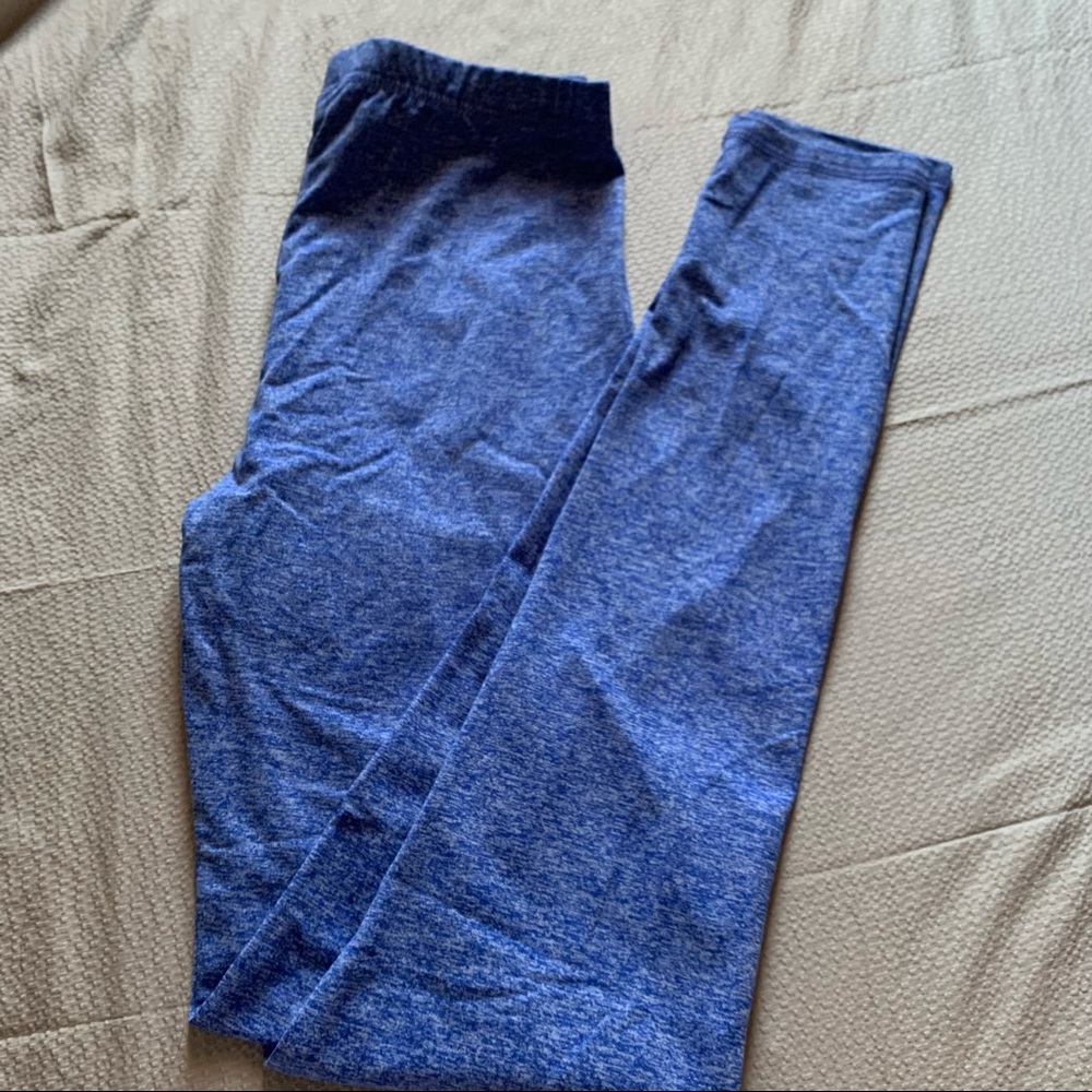 Blue workout leggings